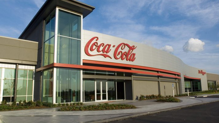 Πτώση κερδών για την Coca-Cola Co.