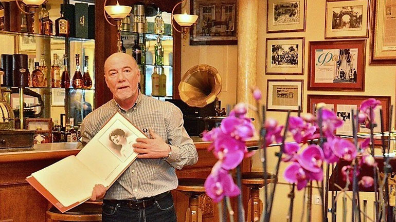 Το νέο του βιβλίο παρουσίασε στα Χανιά ο Μένιος Σακελλαρόπουλος