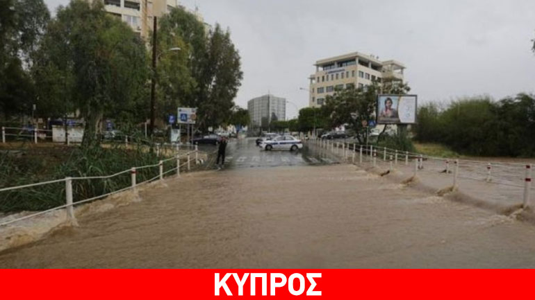 Kινδύνευσαν να πνιγούν μητέρα και παιδί από καταρρακτώδη βροχή στη Λευκωσία