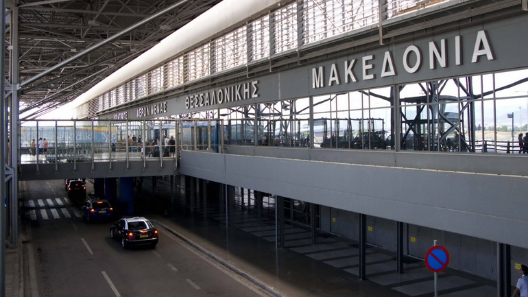 Δεν υποχωρούν οι αγρότες στη Θεσσαλονίκη