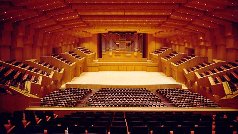 Το Δημόσιο πληρώνει τις… παραφωνίες στο Μέγαρο Μουσικής