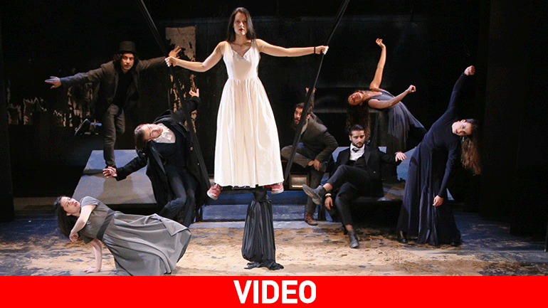 Τελευταίες παραστάσεις για το έργο «Το Δέντρο του Οιδίποδα» στο Θέατρο Άλφα.Ιδέα