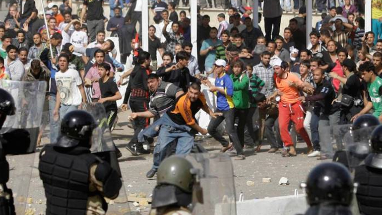 Πολύνεκρες συγκρούσεις στο Ιράκ για τις μεταρρυθμίσεις