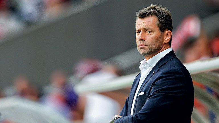 Σκίμπε: «Ο Μυστακίδης είναι ένας από τους παίκτες που παρακολουθώ»