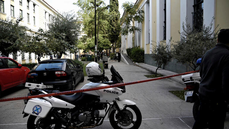 Φάρσα το τηλεφώνημα για ρουκέτα