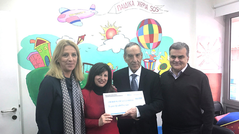 Επίσκεψη της Ρένας Δούρου στο Κέντρο Στήριξης Παιδιού και Οικογένειας των Παιδικών Χωριών SOS, στον Πειραιά