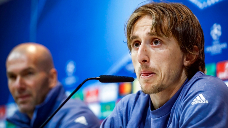 Μόντριτς για την παρουσία Μαραντόνα στο Μπερναμπέου: «Να ευχαριστήσω τον Θεό που δεν παίζει»