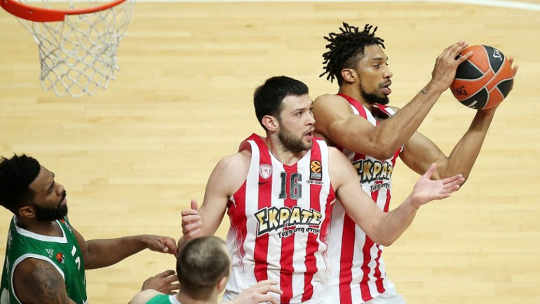 Υποψήφιοι για το βραβείο του καλύτερου αμυντικού οι Μπιρτς και Παπανικολάου