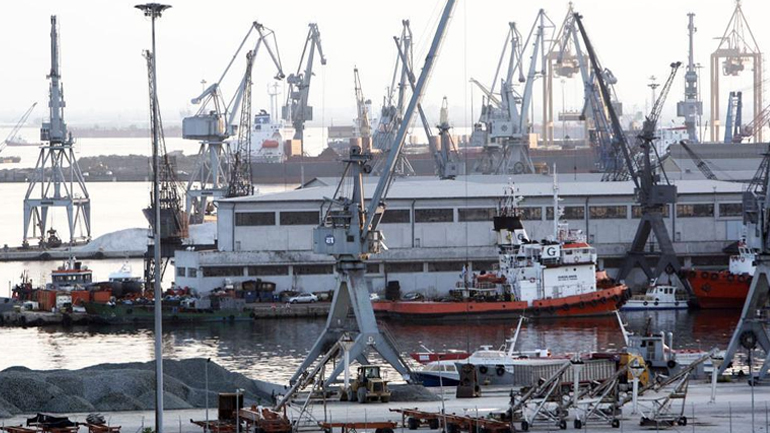 Δεν κάνουν υπερωρίες οι χειριστές και οδηγοί του ΟΛΘ