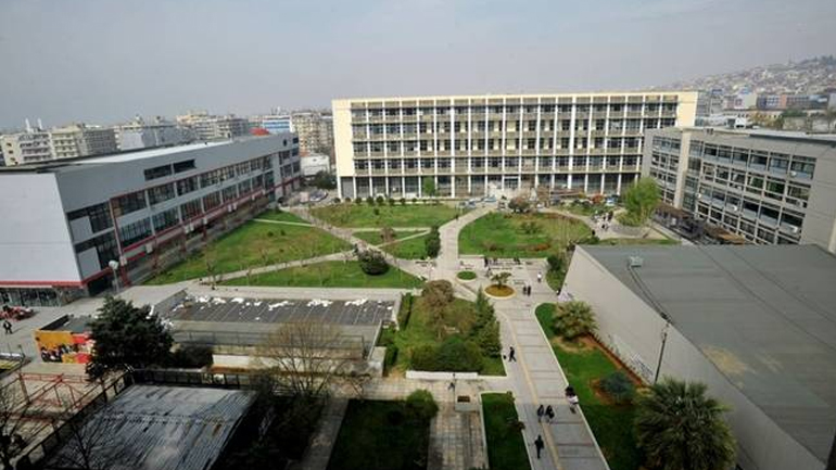 Συναυλία αλληλεγγύης στους πρόσφυγες και καταδίκης της Χρυσής Αυγής από φοιτητικούς συλλόγους του ΑΠΘ