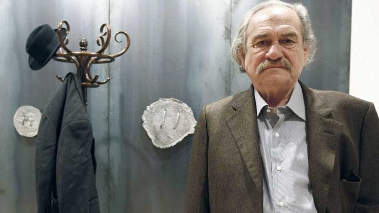 Έφυγε από τη ζωή ο ζωγράφος και γλύπτης Γιάννης Κουνέλλης Έφυγε από τη ζωή ο ζωγράφος και γλύπτης Γιάννης Κουνέλλης