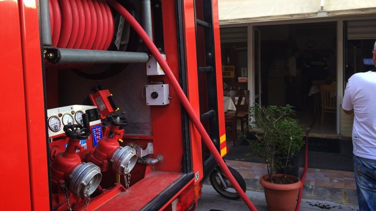 Κρήτη: Αναστάτωση από φωτιά σε εστιατόριο