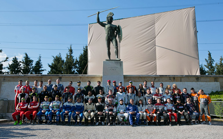 Οι αρχαίοι μας πρόγονοι ήταν μαχητές. Δυστυχώς με την σημερινή ομοσπονδία η λέξη αποτυχία τείνει να γίνει συνήθειο... 