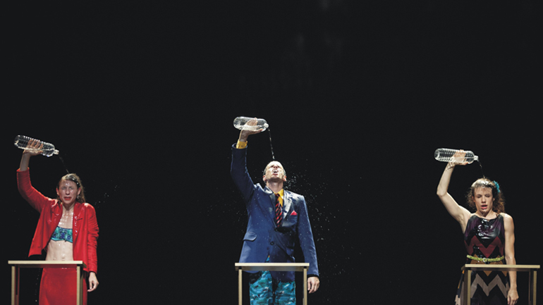 «Σάλος» της Σοφίας Μαυραγάνη στο Μέγαρο Μουσικής