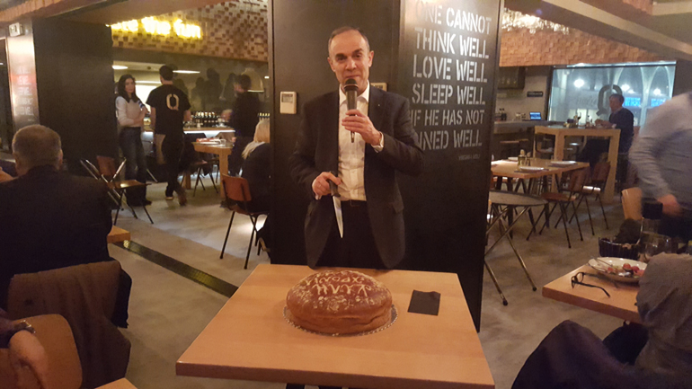 O πρόεδρος της Mercedes Benz Hellas Ιωάννης Καλλίγερος...