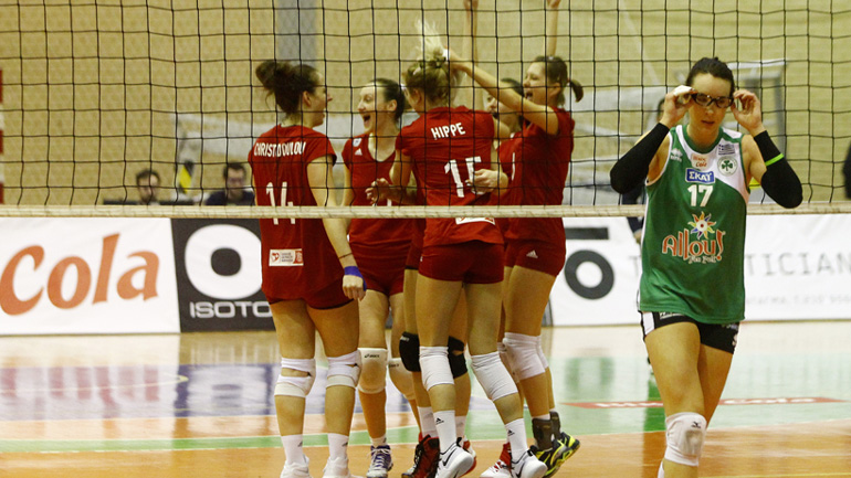 Βόλεϊ: «Ερυθρόλευκο» το ντέρμπι, 3-1 σετ ο Ολυμπιακός