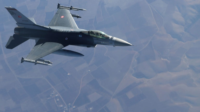 Φονικές επιδρομές τουρκικών μαχητικών στο βόρειο Ιράκ