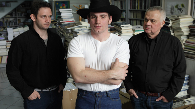 «Το όνομά μου είναι Τζαίημς Ντην» του Γιώργου Χρονά στο Θέατρο «Αυλαία»