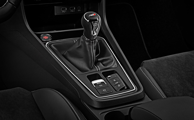 ... όσο και με μηχανικό 6 σχέσεων!