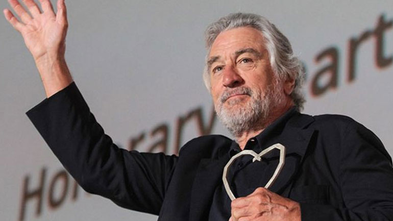 Robert De Niro: Τάσσεται κατά του εμβολιασμού σε βρέφη και έγκυες