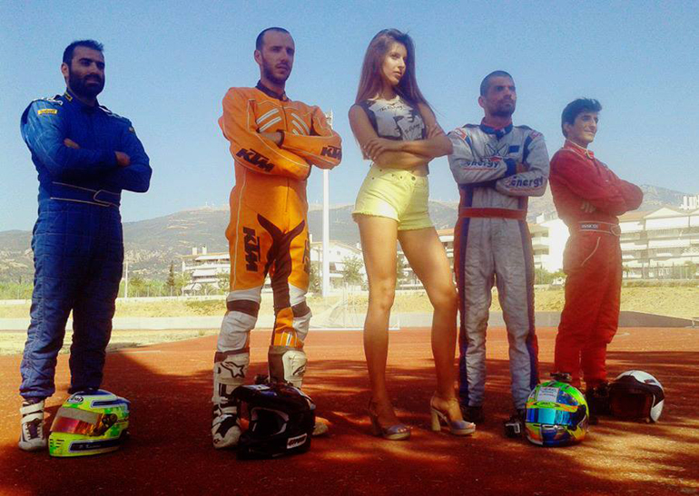 Φωτογραφία από τη συμμετοχή της στην ταινία Greek Vendetta...