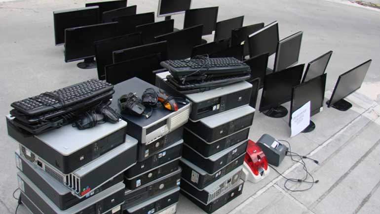 Έπαιζαν «φρουτάκια» σε net cafe της Κατερίνης