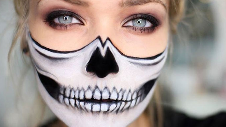 Αποκριάτικο μακιγιάζ: Δείτε πώς θα το κάνετε μόνες σας εύκολα και ανέξοδα