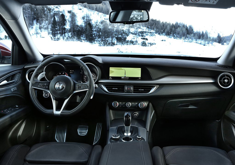 Το εσωτερικό του ιταλικού μοντέλου...