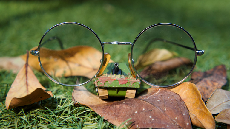 «Ο Μορφωμένος» σε σκηνοθεσία Κωνσταντίνου Μωραΐτη στο Θέατρο «104»