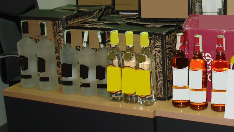 Συλλήψεις στον Προμαχώνα για λαθραία ποτά