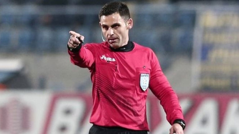 Super League: Ο Κομίνης ορίστηκε για το Ολυμπιακός-Πανιώνιος