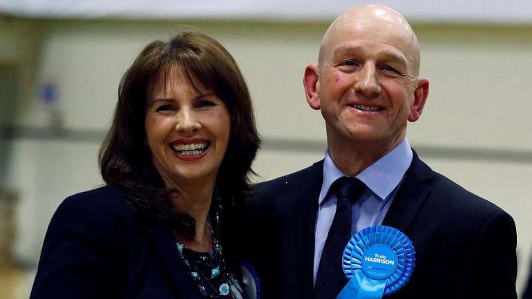 Βρετανία: Οι Συντηρητικοί κέρδισαν έδρα που ήλεγχαν οι Εργατικοί από το 1982