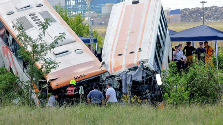 Αργεντινή: Μετωπική σύγκρουση υπεραστικών λεωφορείων με 13 νεκρούς και 34 τραυματίες