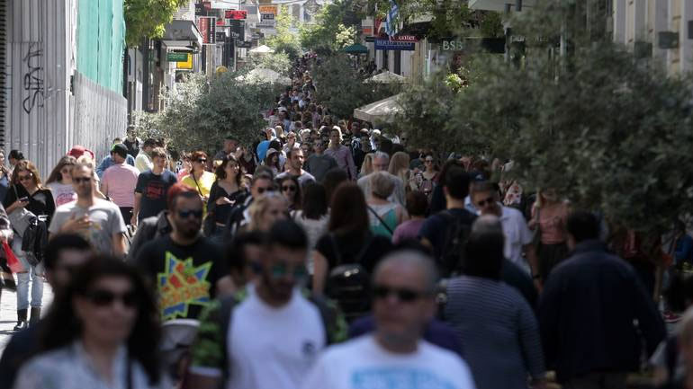 Πώς θα λειτουργήσουν τα καταστήματα την Καθαρά Δευτέρα