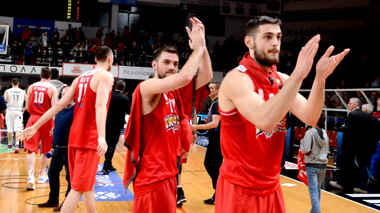 Άνετη νίκη για τον Ολυμπιακό στην Πάτρα