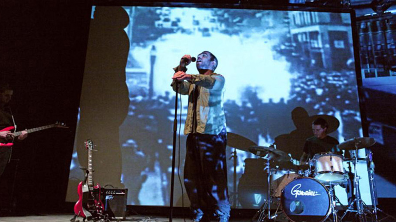 «Το Θείο Τραγί» του Γιάννη Σκαρίμπα στο Θέατρο «Φούρνος»