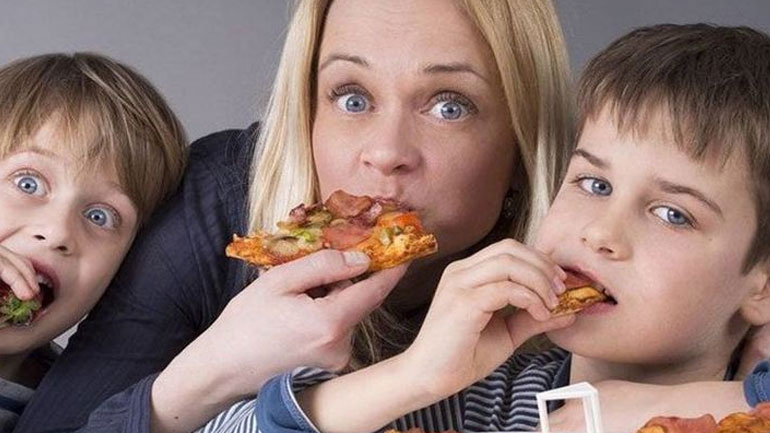 Η παιδική παχυσαρκία οφείλεται κατά 60% στους γονείς