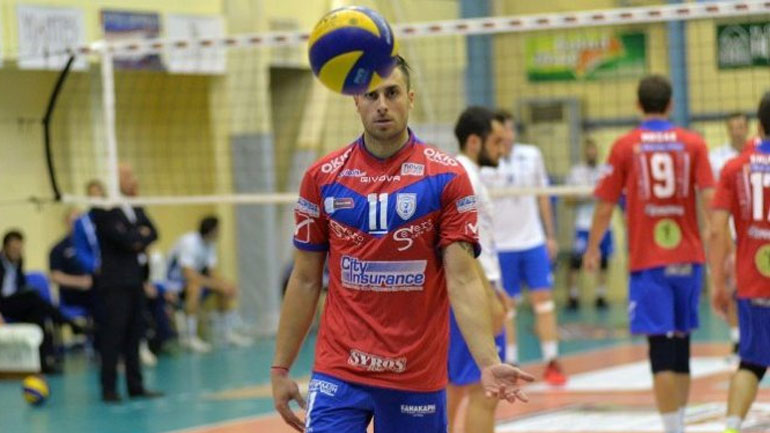 Bόλεϊ: Επαναπατρίζεται ο Πάρις