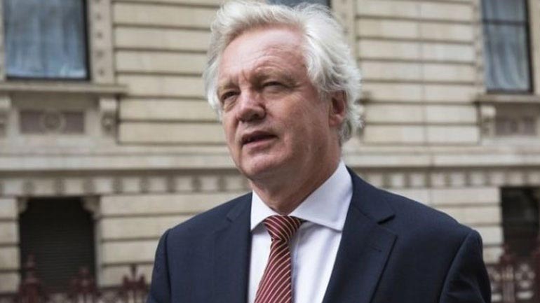 Βρετανία: «Το Λονδίνο θα σεβαστεί τα δικαιώματα των Ευρωπαίων πολιτών μετά το Brexit»