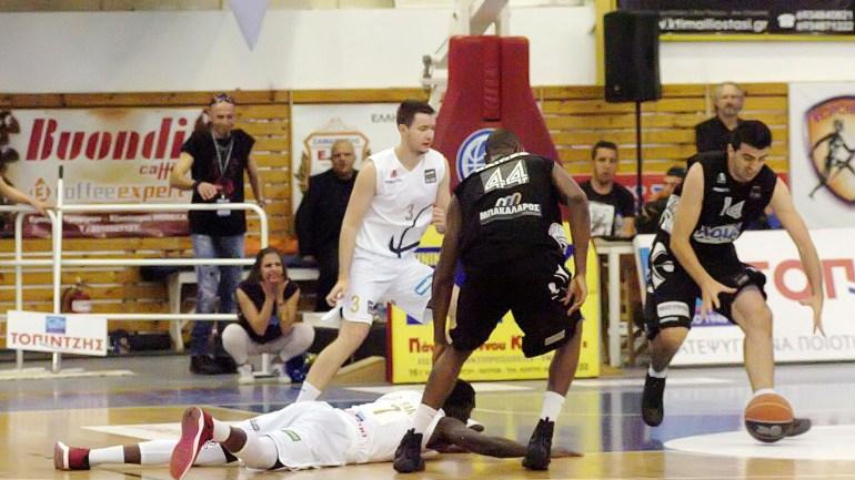 Νίκη παραμονής για τον Κόροιβο