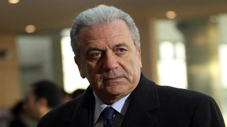 Αβραμόπουλος προς κράτη-μέλη: Ανταποκριθείτε στις υποχρεώσεις σας για το μεταναστευτικό