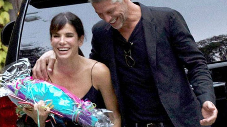 Η Sandra Bullock θα ντυθεί νυφούλα!