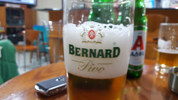 Μέθυσε.... την αγορά ο Νικόλας Μπέρναρντ!