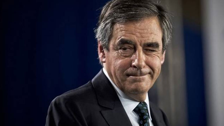 Γαλλία: Το στρατόπεδο Σαρκοζί καλεί τον Φιγιόν να επιλέξει «διάδοχο»