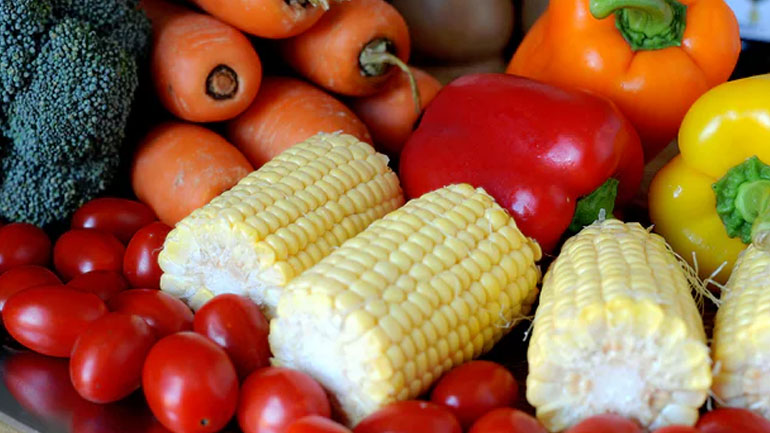 Η μεσογειακή διατροφή μειώνει τον κίνδυνο για καρκίνο του μαστού