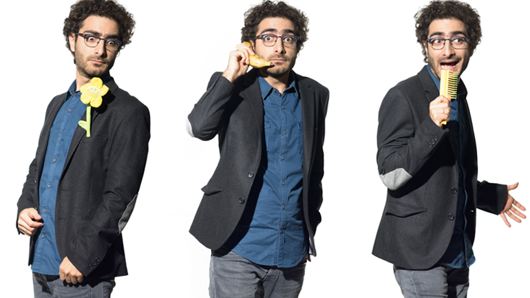 Τελευταίες παραστάσεις: «Δες το Θετικό + Μωρό» με τον Λάμπρο Φισφή στο Θέατρο «Ακροπόλ»