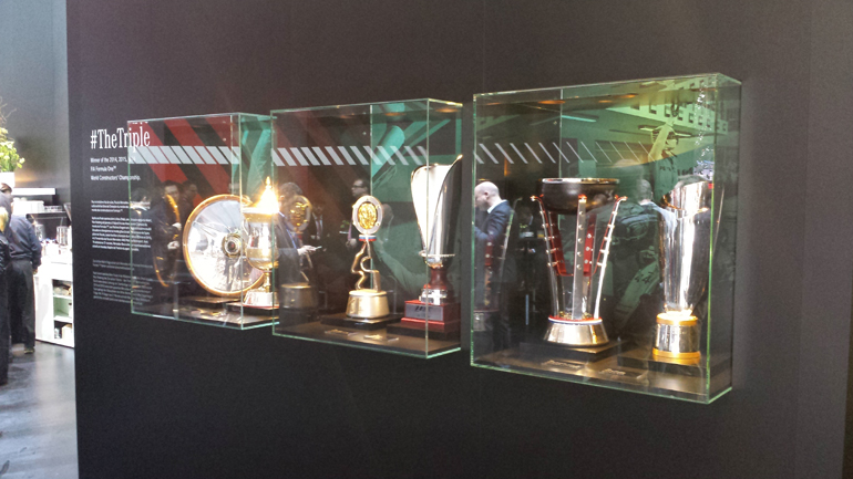 Άμα έχεις κατακτήσει τα πάντα...