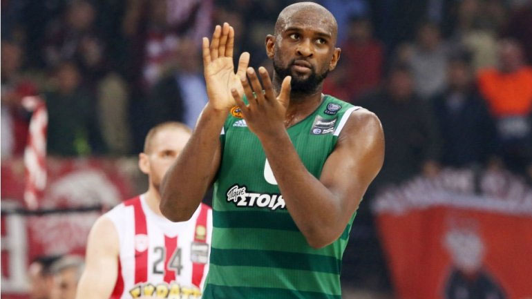 Ανανεώνει ο Σίνγκλετον