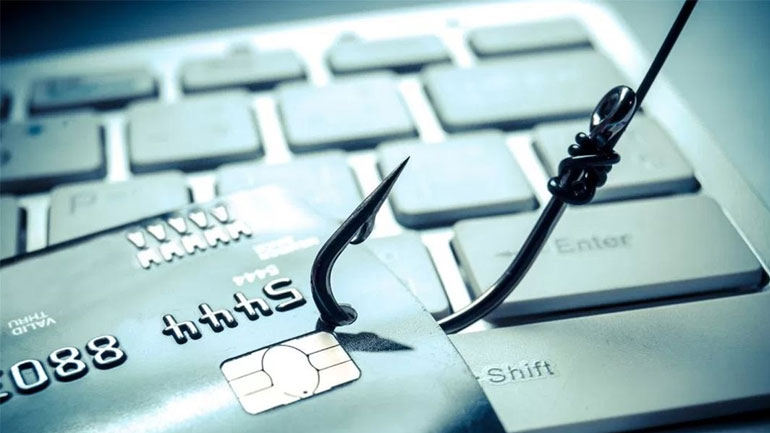 Πουλούσε ανύπαρκτες μετοχές εταιρείας σε ανυποψίαστους επενδυτές και απέσπασε 770.000 ευρώ