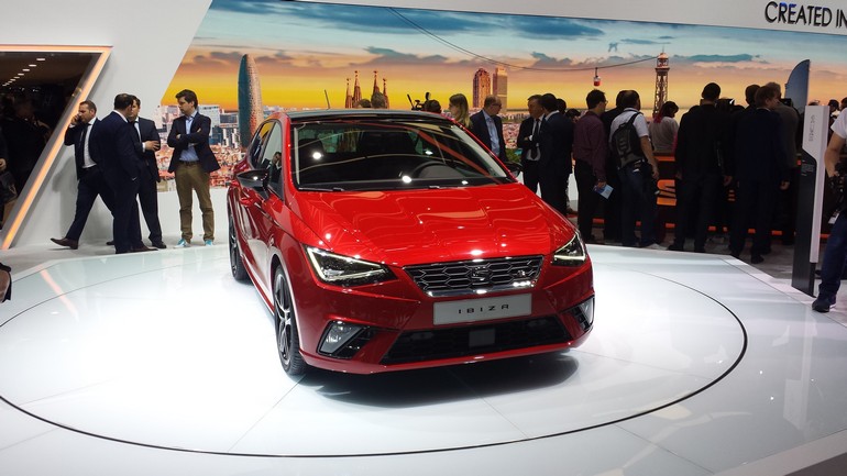 Το νέο Ibiza σε κόκκινο χρώμα